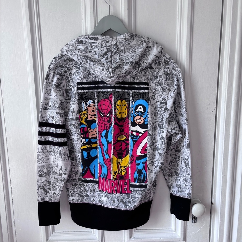 Women’s Marvel Universal Studios Zip Up Comic Character Hoodie.Pockets Size XS